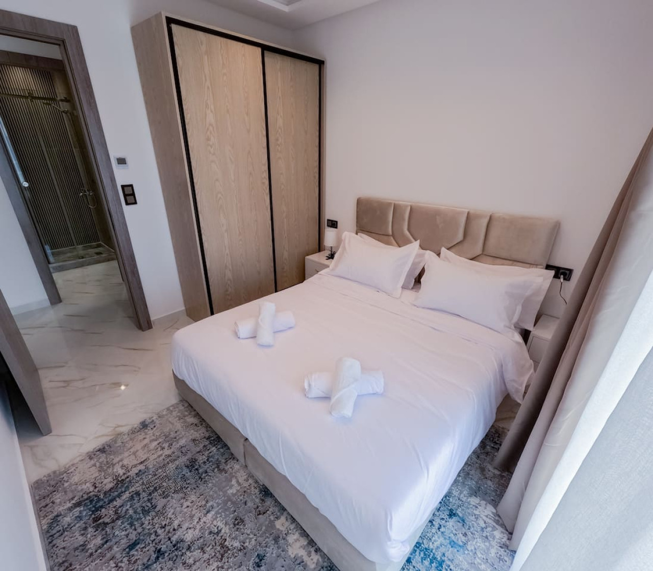 Luxury 3-bedroom apartment Living in Tangier - Image 15