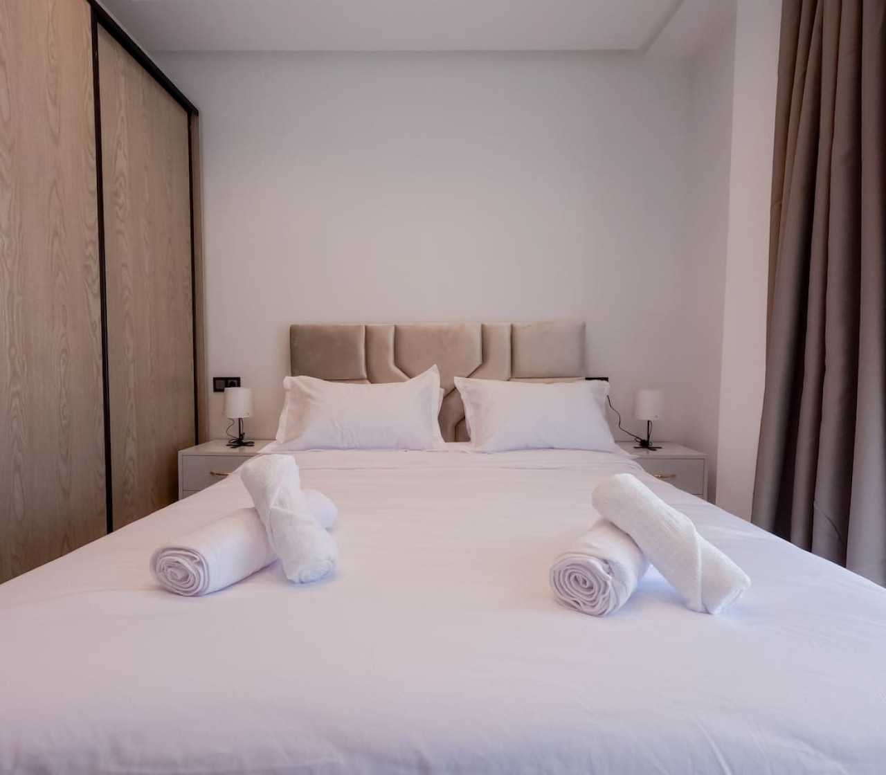 Luxury 3-bedroom apartment Living in Tangier - Image 13