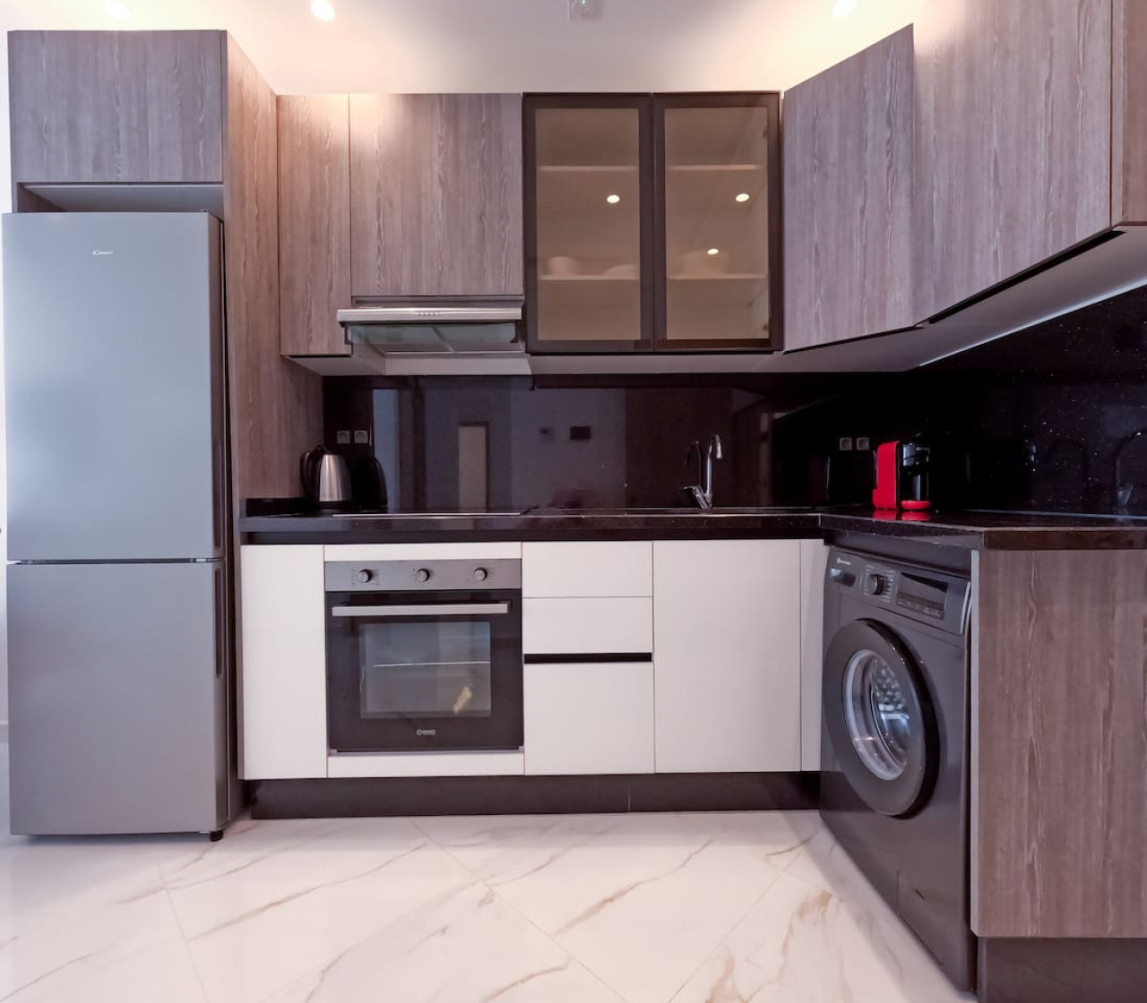 Luxury 3-bedroom apartment Living in Tangier - Image 9