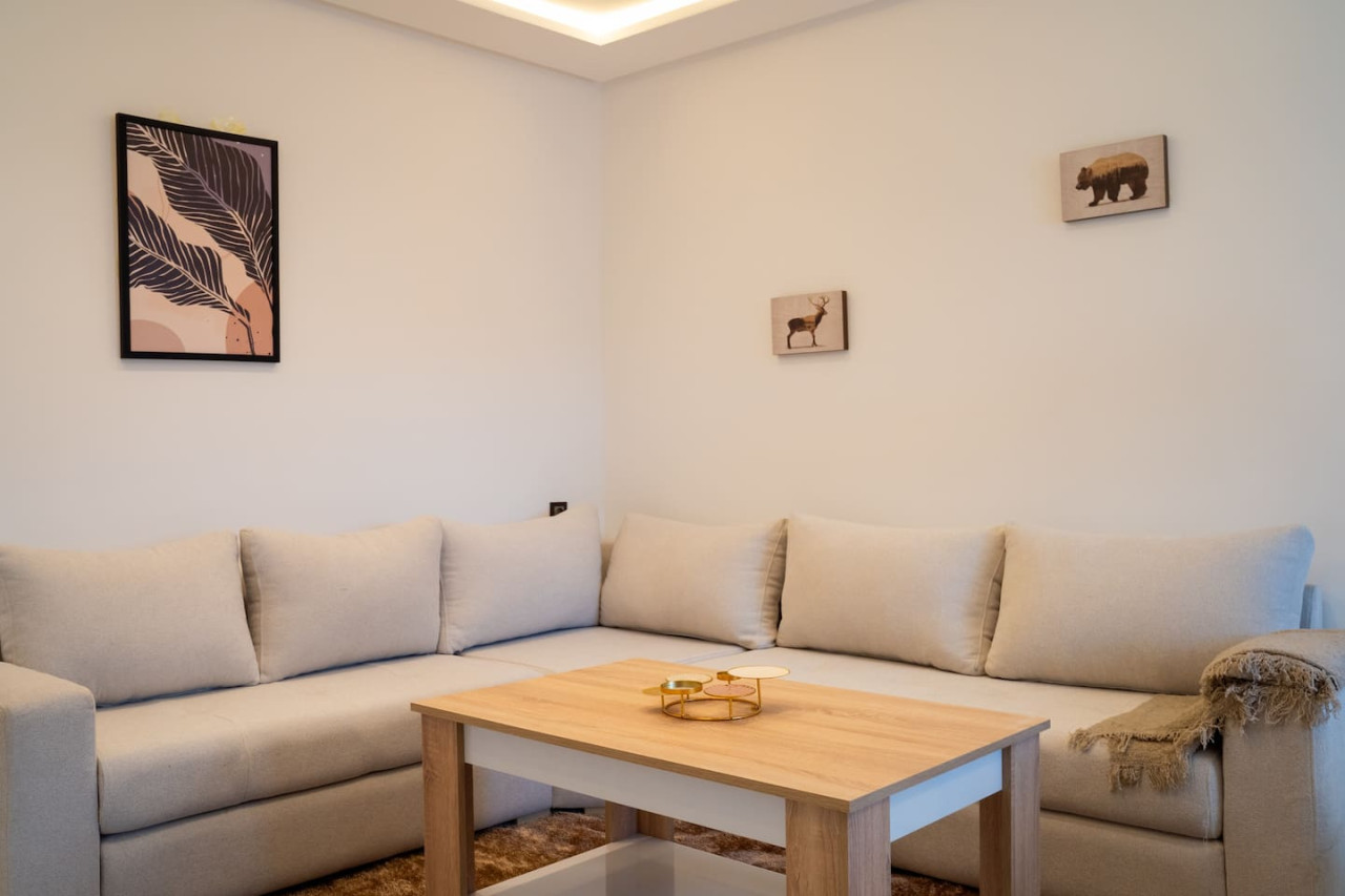 Luxury 1-bedroom apartment Living in Tangier - Image 7