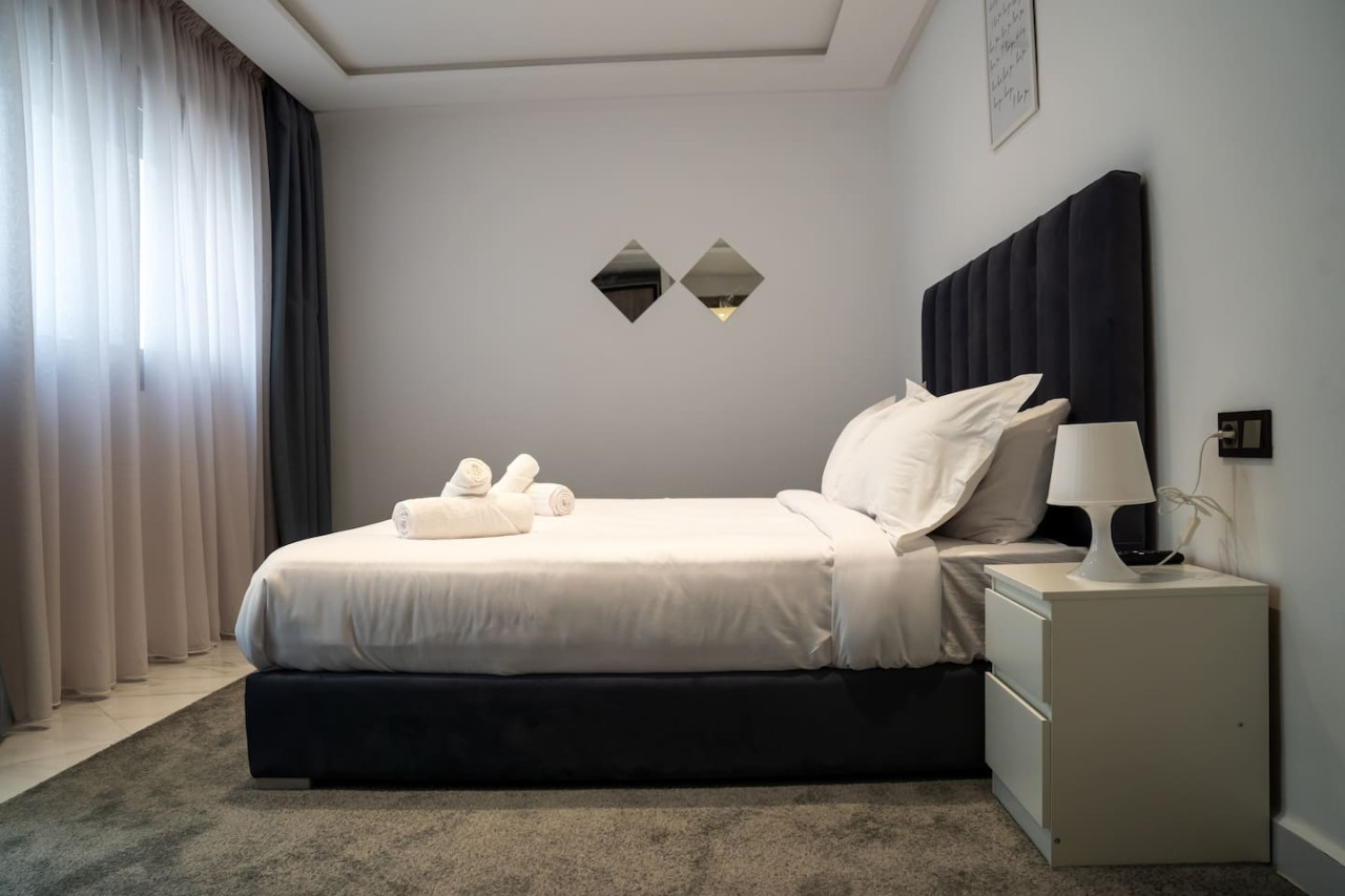 Luxury 1-bedroom apartment Amelia in Tangier - Image 13