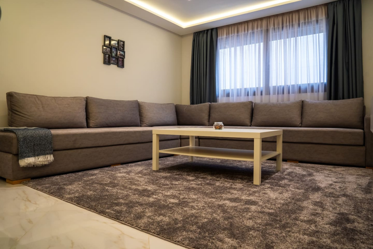 Luxury 1-bedroom apartment Amelia in Tangier - Image 2