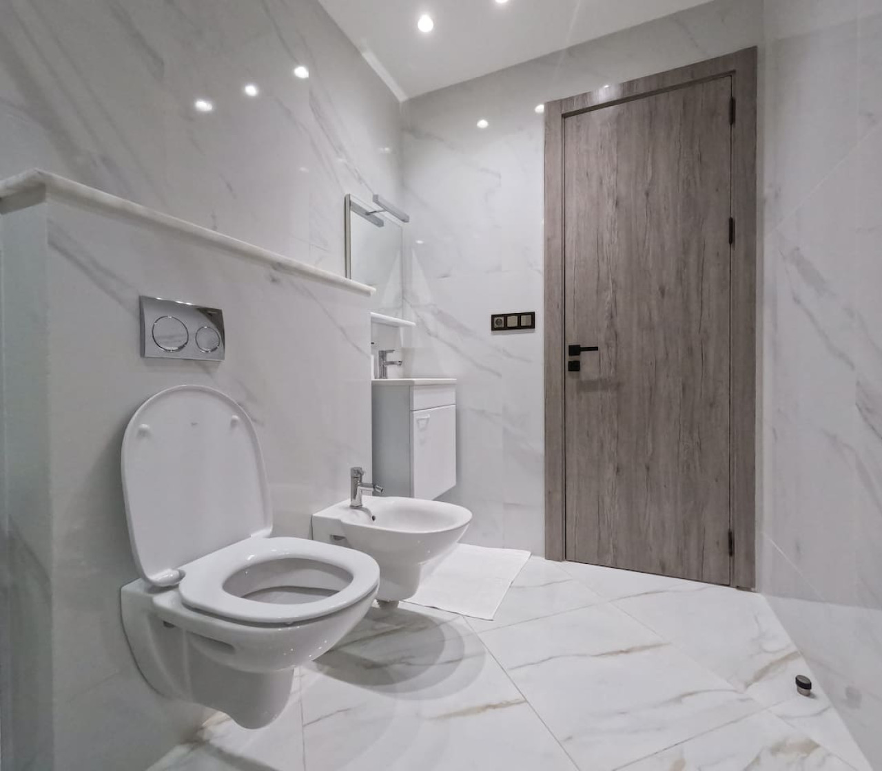 Luxury 1-bedroom apartment Living in Tangier - Image 3