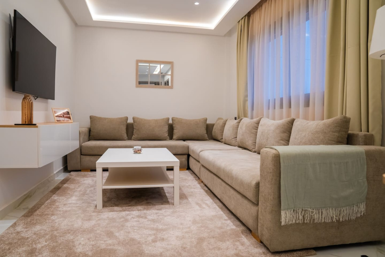 Luxury 1-bedroom apartment Amelia in Tangier - Image 11