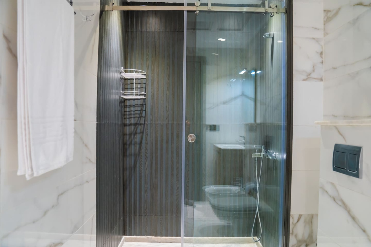 Luxury 1-bedroom apartment Amelia in Tangier - Image 8