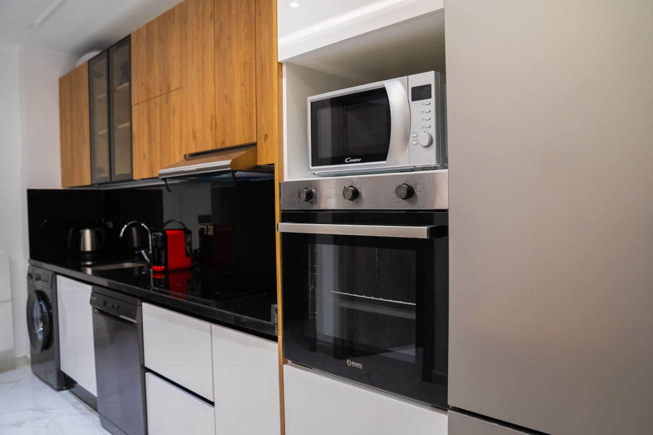 Luxury 1-bedroom apartment Amelia in Tangier - Image 14
