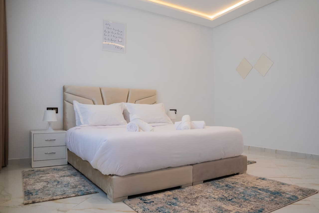 Luxury 2-bedroom apartment Amelia in Tangier - Image 1