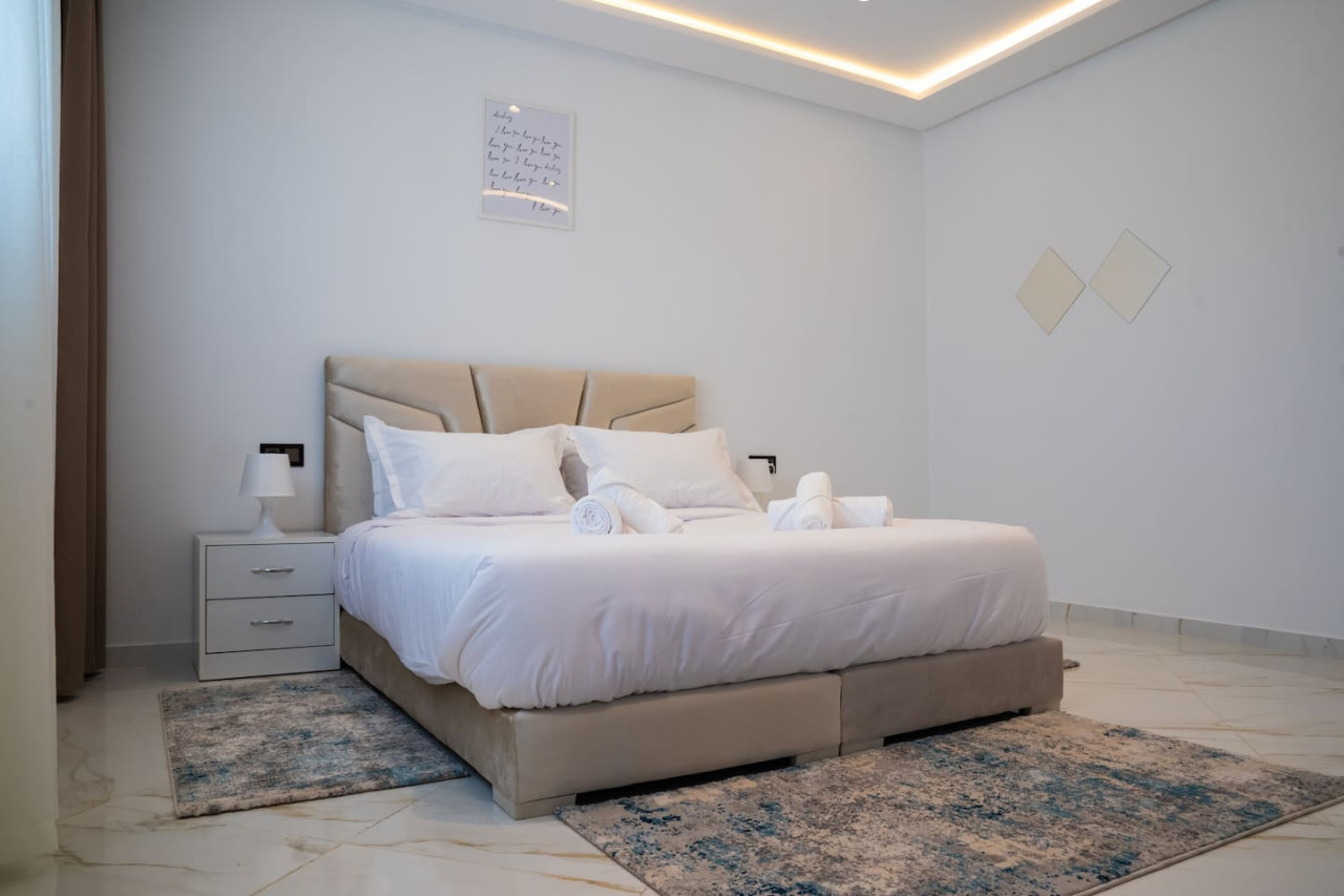 Luxury 2-bedroom apartment Amelia in Tangier - Image 17