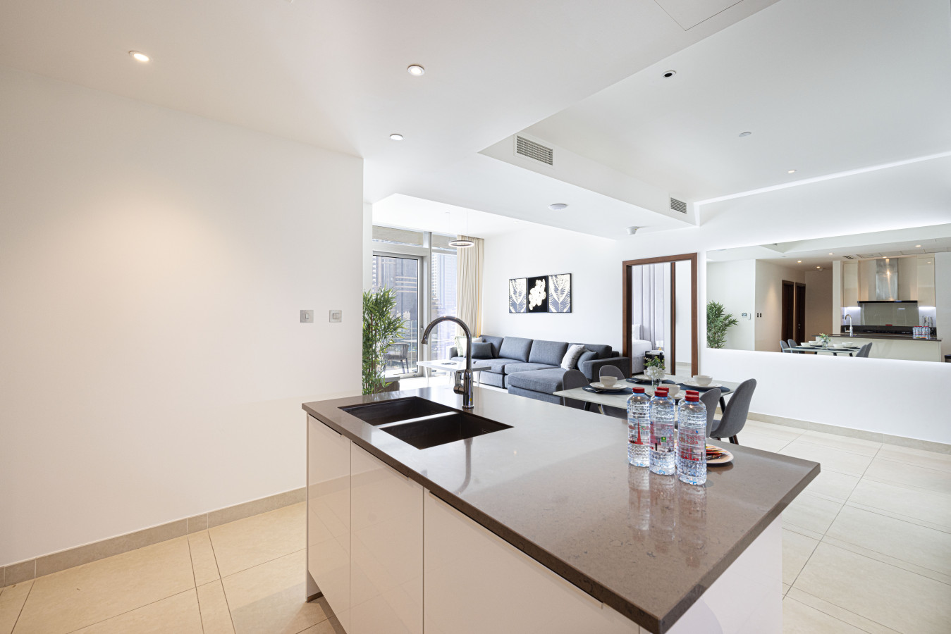 3BR Full Marina View for 8 Near The Metro! - Image 13