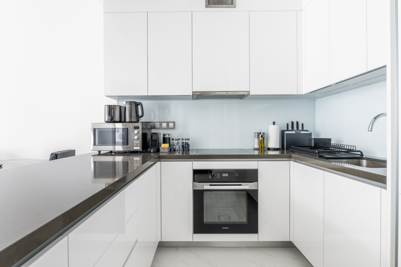 Modern 1BR for 4 w/ Breathtaking Lagoon Views! - Image 17