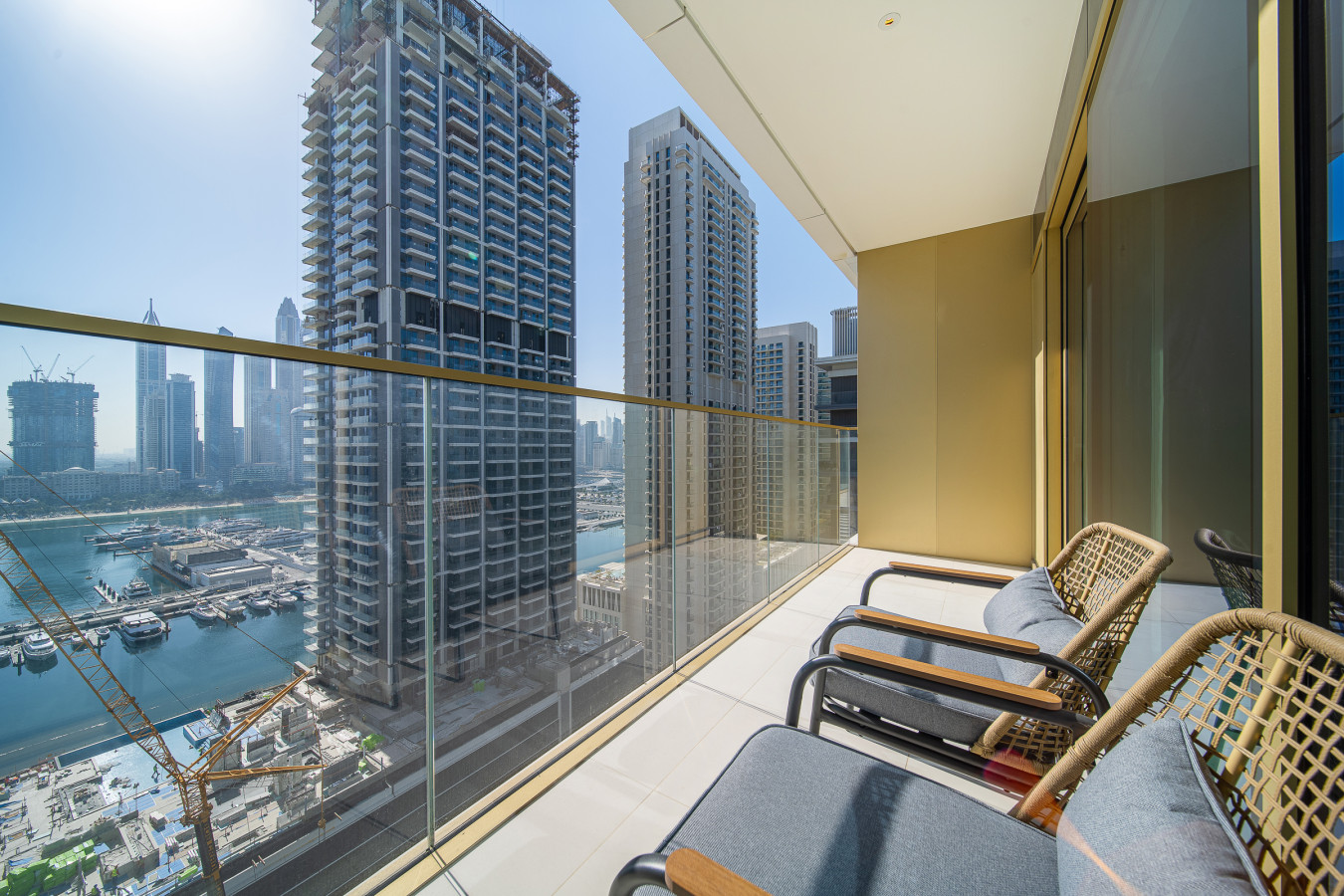 BRAND NEW 1BR Coastal Retreat at Emaar Beachfront - Image 2