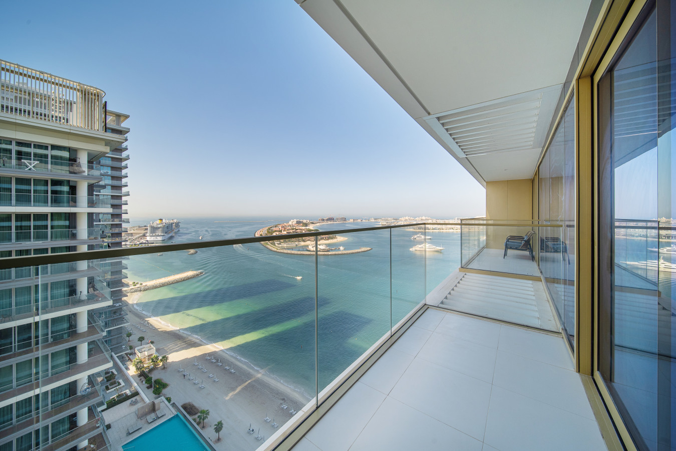 Enjoy 20% OFF: BRAND NEW Stunning 2BR Waterfront - Image 38