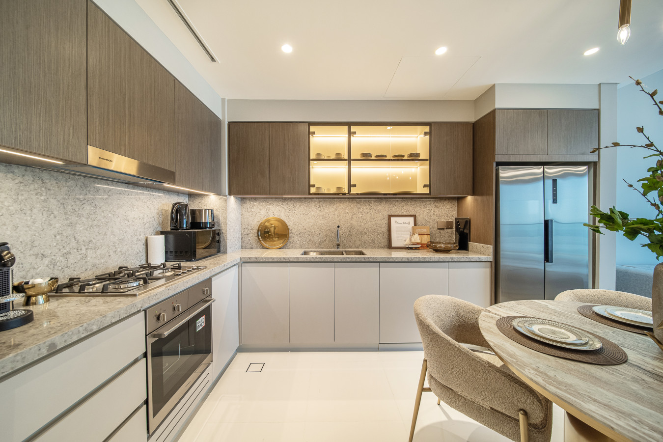 Enjoy 20% OFF: BRAND NEW Stunning 2BR Waterfront - Image 41