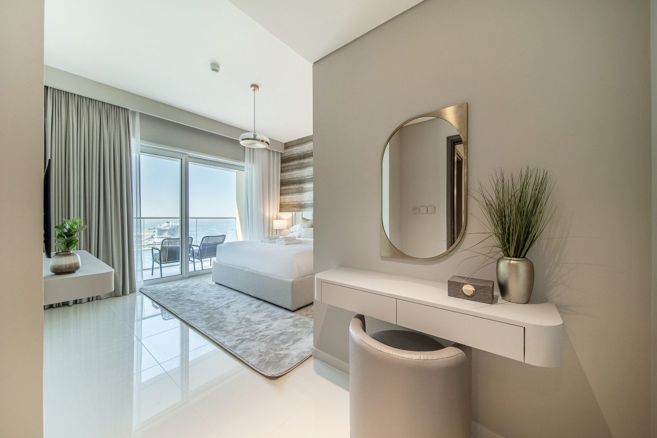 Enjoy 20% OFF: BRAND NEW Stunning 2BR Waterfront - Image 20
