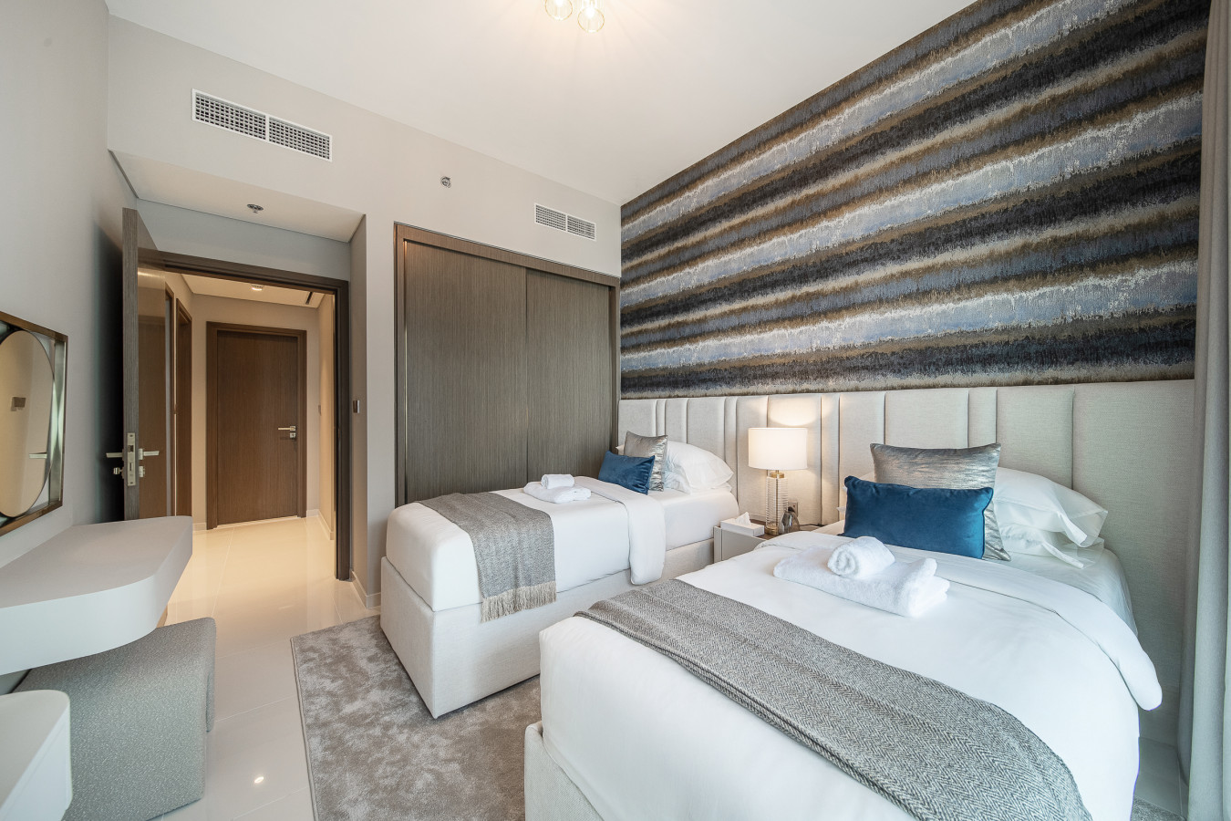 Enjoy 20% OFF: BRAND NEW Stunning 2BR Waterfront - Image 64