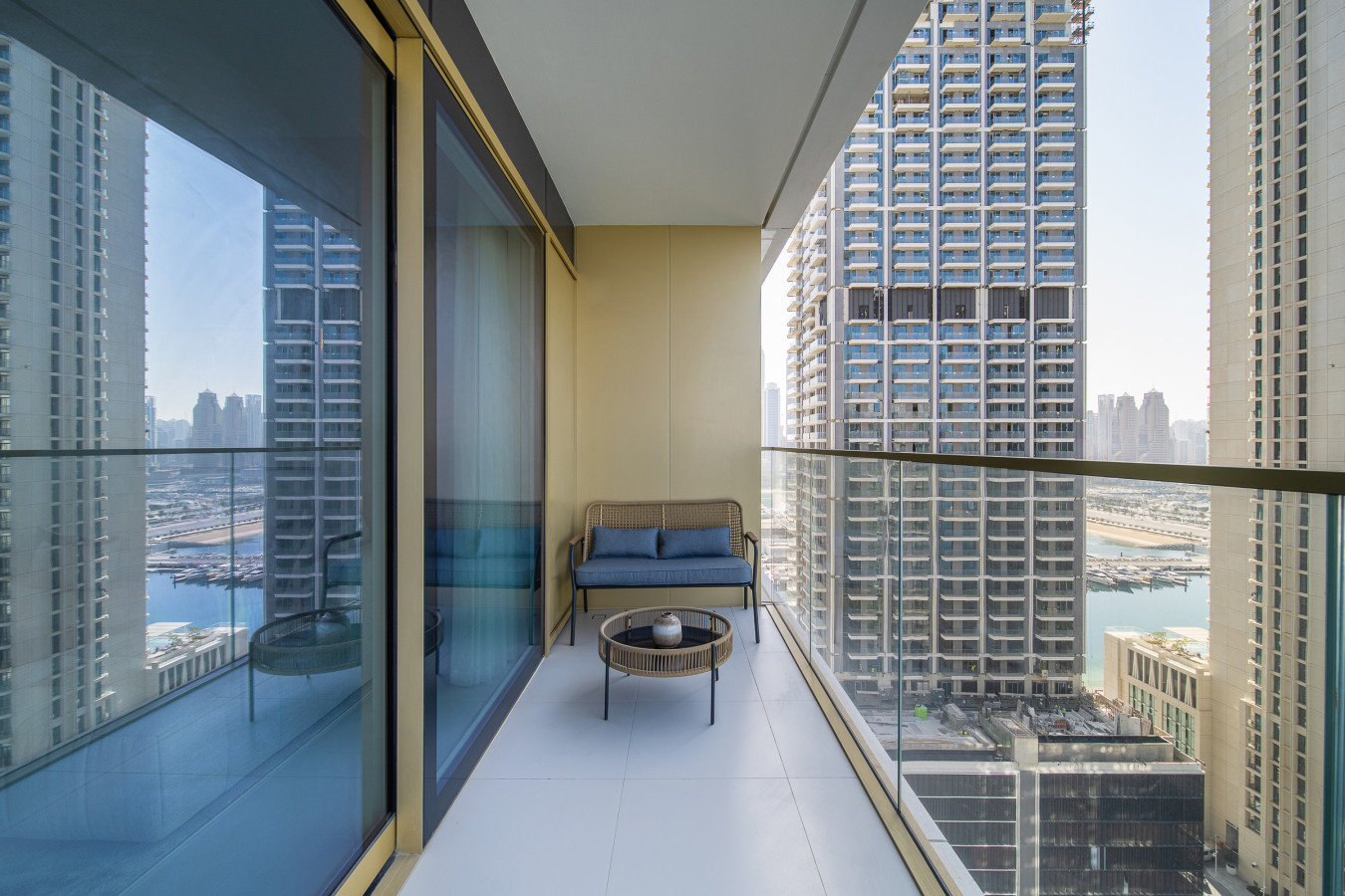Enjoy 20% OFF: BRAND NEW Stunning 2BR Waterfront - Image 63