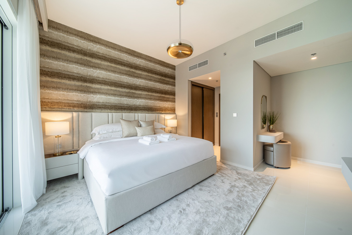 Enjoy 20% OFF: BRAND NEW Stunning 2BR Waterfront - Image 54
