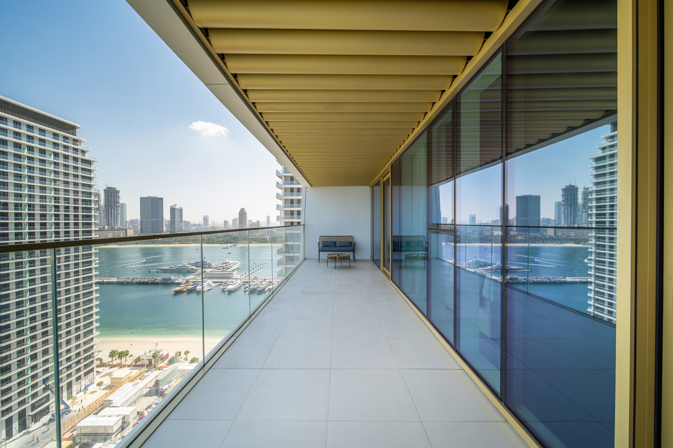 Enjoy 20% OFF: Stylish Waterfront Bliss