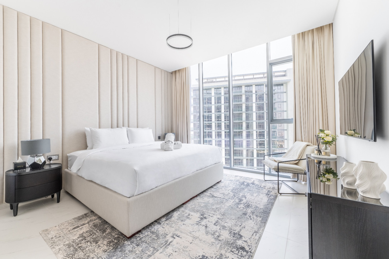 Summer DEAL 20% OFF: BRAND NEW Modern 1BR w/ Lagoon Views! - Image 2